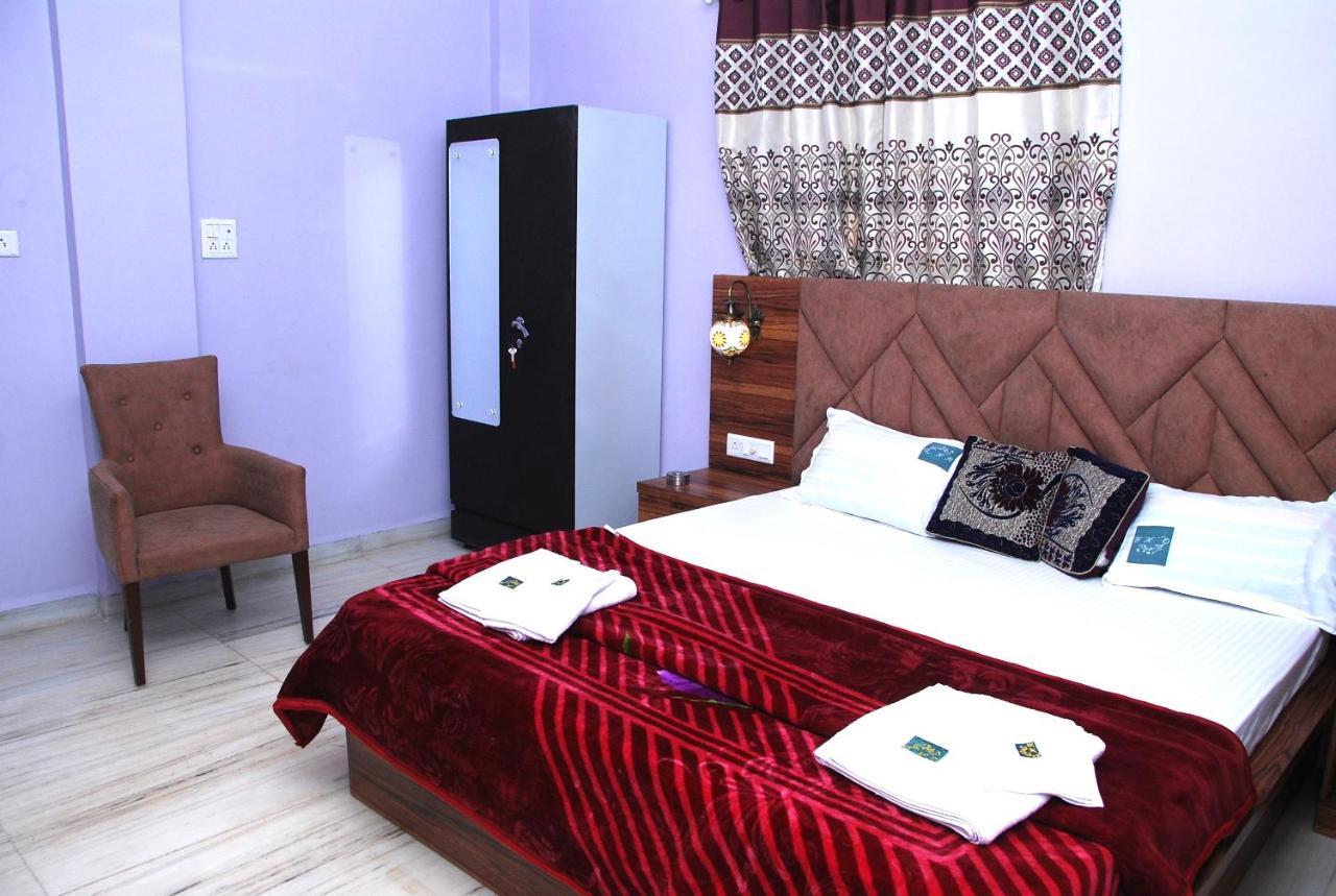 Quinte Hills Residency Villa Панчгани Екстериор снимка